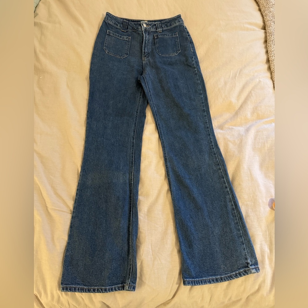 RSQ wide leg jeans with patch pockets. Size 28.